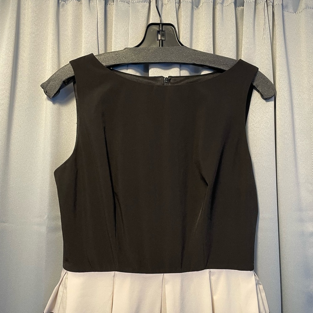 B. Smart Semi-Formal Black & White Stripped Dress- Size 7/8 - Picture 3 of 11